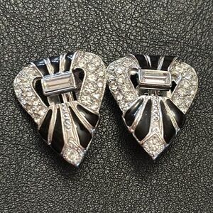 RICHELIEU Art Deco Black Enamel With Rhinestones Vintage Clip On Earrings